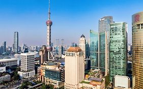 Pudong Shangri-La Shanghai - With A Sweeping View Of The Pearl Tower And The Historic Bund Skyline
